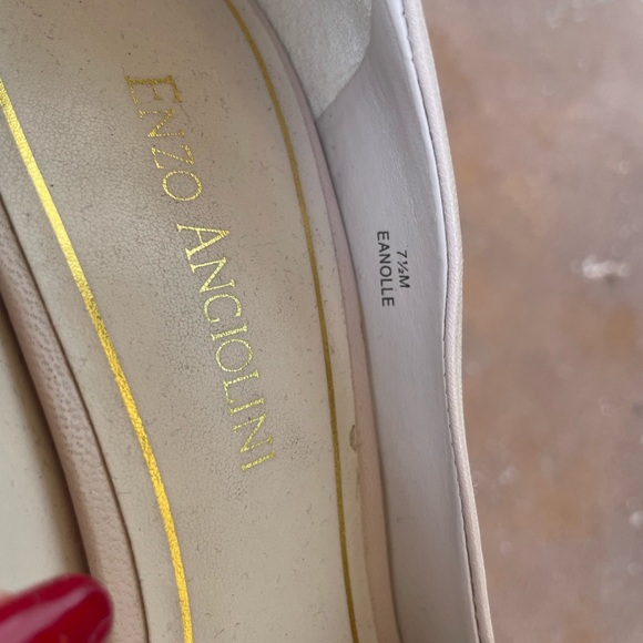 Enzo angiolini leather cream heels sz 7.5 - Picture 6 of 7
